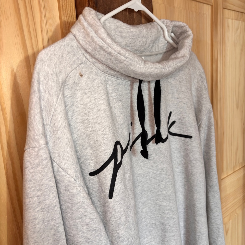 PINK Victoria's Secret Sweatshirt - Picture 3 of 7
